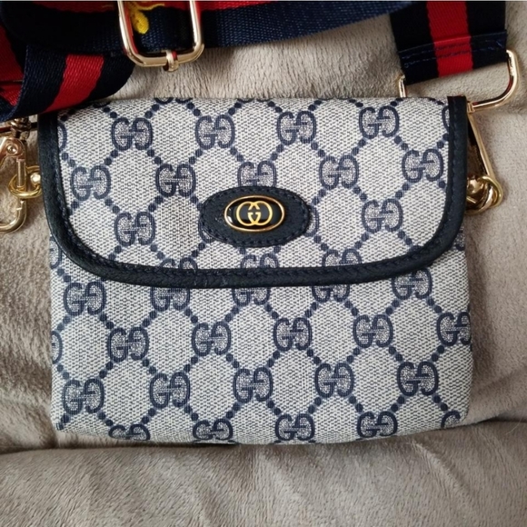 Authentic Vintage Gucci Crossbody Clutch Fanny Bum - Picture 3 of 12
